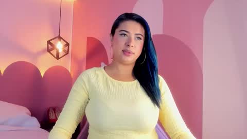 Snapshot of _valeryboobs_ chatting on December 2025 12:32:01 PM _valeryboobs_ online show from December 2025 12:32:01 PM