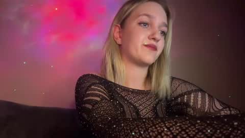 Snapshot of _velvetaura_ chatting on June 2026 06:42:02 PM Luna online show from June 2026 06:42:02 PM