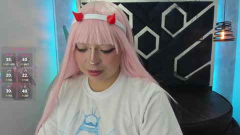 Snapshot of _vermell_ chatting on November 2025 07:35:02 PM Vermeil online show from November 2025 07:35:02 PM