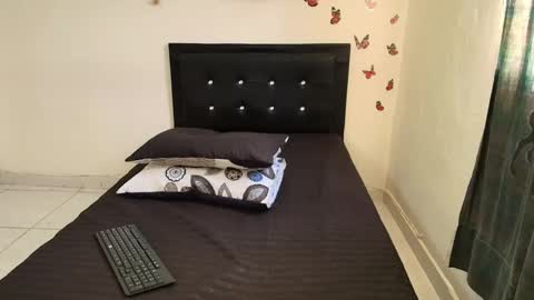 _victoriia_971 online show from March 2025 12:05:02 PM