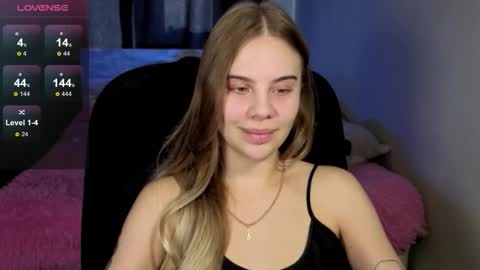 Snapshot of _wednesday_addams_ chatting on October 2025 08:22:01 AM Vera online show from October 2025 08:22:01 AM