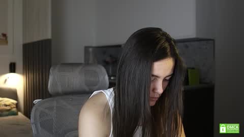 Kristina online show from December 2025 11:30:02 AM