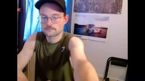 Snapshot of _whoisthatguy_ chatting on February 2026 02:47:01 PM _whoisthatguy_ online show from February 2026 02:47:01 PM