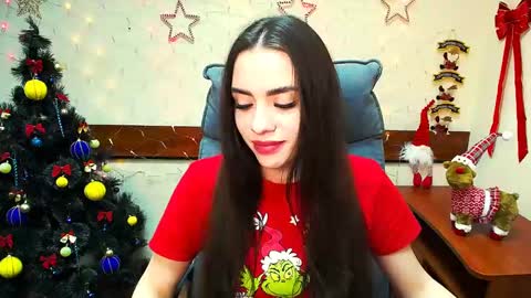 Snapshot of _your_fantasy_girl chatting on December 2024 09:00:01 PM Alisa online show from December 2024 09:00:01 PM