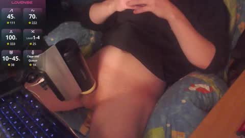 _yourcuteboy_ online show from December 2025 09:56:02 PM