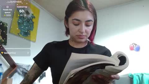 Zoe  online show from October 2025 10:17:02 PM