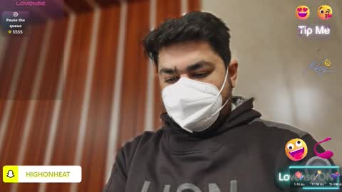 Sleepy owl online show from December 2025 09:04:01 AM