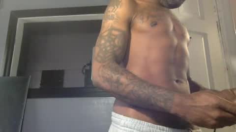 Snapshot of a_rizzy85 chatting on July 2026 07:05:02 PM a_rizzy85 online show from July 2026 07:05:02 PM