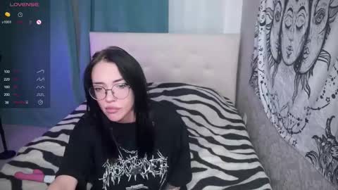 Snapshot of a_s_m_ chatting on February 2026 03:29:02 PM Kris Michael online show from February 2026 03:29:02 PM