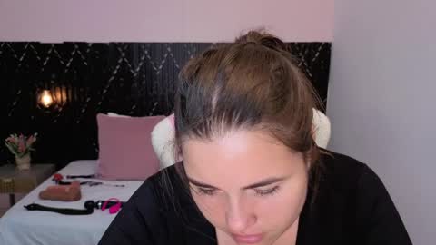 Abby Lee  online show from May 2026 07:07:01 PM