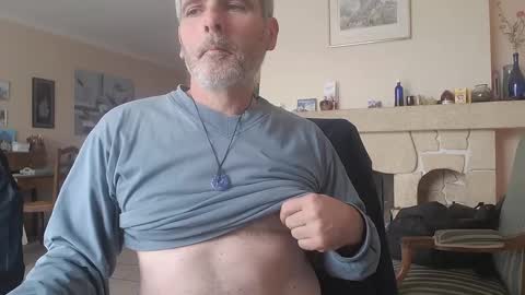 Aalex1717 online show from December 2024 12:23:02 PM