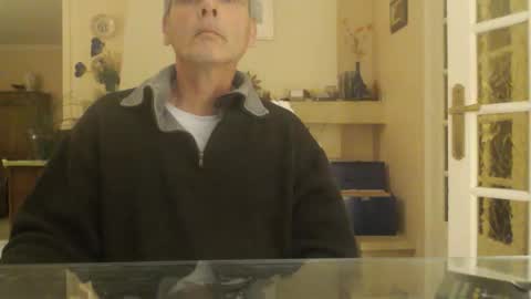 Aalex1717 online show from October 2025 06:58:02 PM