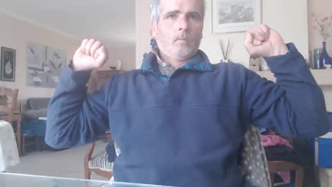 Aalex1717 online show from May 2026 09:15:01 AM