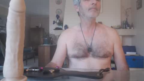 Snapshot of aalex1717 chatting on June 2026 04:33:02 AM Aalex1717 online show from June 2026 04:33:02 AM