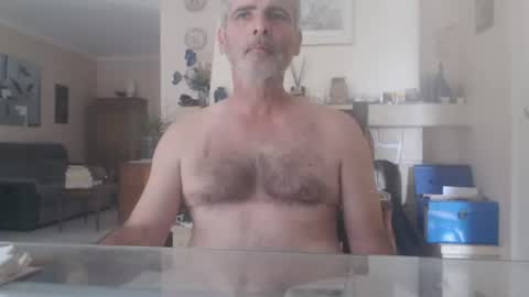 Snapshot of aalex1717 chatting on July 2026 11:45:02 AM Aalex1717 online show from July 2026 11:45:02 AM