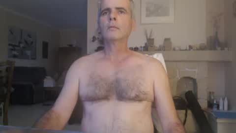 Snapshot of aalex1717 chatting on July 2026 04:18:01 AM Aalex1717 online show from July 2026 04:18:01 AM