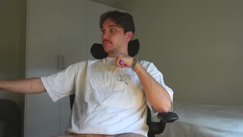 Alex online show from April 2026 04:08:01 PM