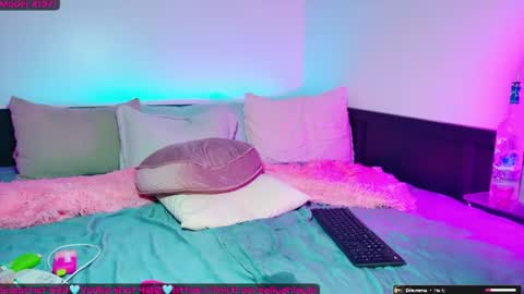 Aaliyahlayla online show from July 2026 10:21:02 AM