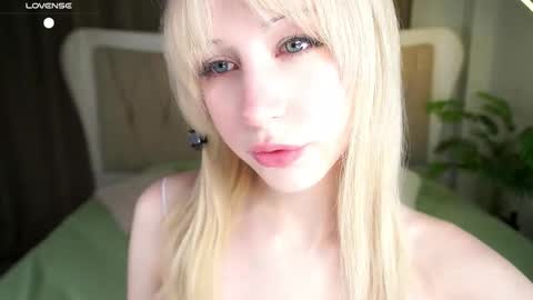 Snapshot of aameow chatting on January 2026 05:27:02 PM Amy online show from January 2026 05:27:02 PM