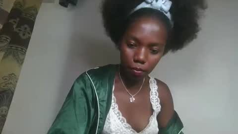 Snapshot of aangevelo chatting on November 2025 10:02:02 AM aangevelo online show from November 2025 10:02:02 AM