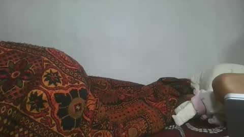 Snapshot of aangevelo chatting on November 2025 10:48:01 AM aangevelo online show from November 2025 10:48:01 AM