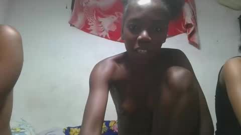 Snapshot of aangevelo chatting on December 2025 11:09:01 PM aangevelo online show from December 2025 11:09:01 PM