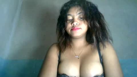 Snapshot of aariciah chatting on July 2026 10:22:02 AM aariciah online show from July 2026 10:22:02 AM