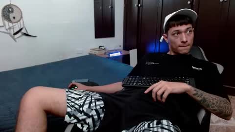 aarman online show from December 2025 04:14:01 PM