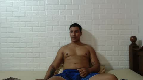 Snapshot of aaron_miller97 chatting on October 2025 04:48:02 PM Aaron Miller online show from October 2025 04:48:02 PM