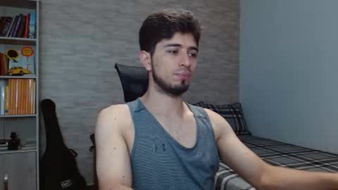 Snapshot of aaron_paul_ chatting on September 2025 07:49:02 PM Aaron online show from September 2025 07:49:02 PM