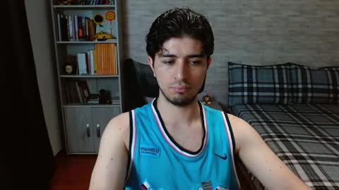 Snapshot of aaron_paul_ chatting on January 2026 09:29:01 PM Aaron online show from January 2026 09:29:01 PM