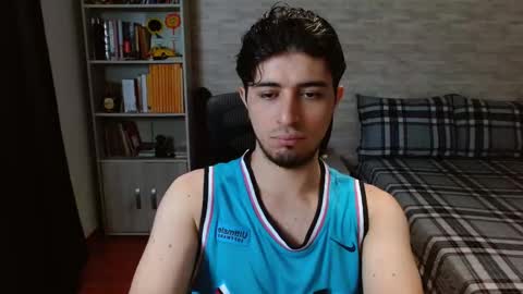 Snapshot of aaron_paul_ chatting on January 2026 08:29:01 PM Aaron online show from January 2026 08:29:01 PM