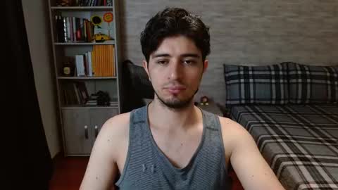 Snapshot of aaron_paul_ chatting on February 2026 06:28:02 PM Aaron online show from February 2026 06:28:02 PM