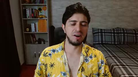 Snapshot of aaron_paul_ chatting on February 2026 08:01:02 PM Aaron online show from February 2026 08:01:02 PM