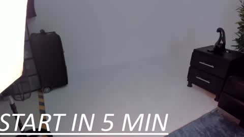 Snapshot of aaron_whitee chatting on December 2024 11:20:02 AM Aaron online show from December 2024 11:20:02 AM