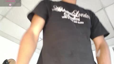 Snapshot of aaronblack1_ chatting on September 2025 01:51:02 AM Heyy my name is Aaron online show from September 2025 01:51:02 AM