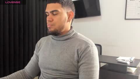 ig aaron hunter123 online show from March 2026 02:12:01 PM