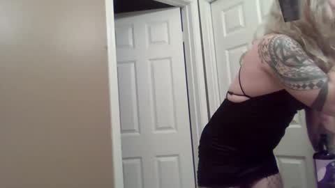 Snapshot of aaronprezent chatting on January 2025 11:28:02 AM aaronprezent online show from January 2025 11:28:02 AM