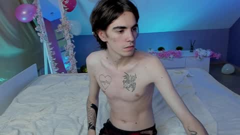 Fiona and Harry online show from December 2024 12:16:01 AM