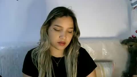 Abbie cute online show from April 2026 06:44:02 PM