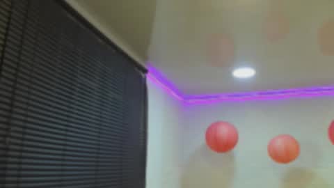 abbie online show from December 2025 02:38:01 AM