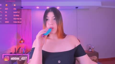 Snapshot of abbieedmond chatting on November 2025 03:50:01 AM Abbie Edmond online show from November 2025 03:50:01 AM