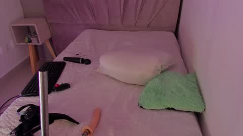 Snapshot of abby__2 chatting on October 2025 02:27:01 PM Abby online show from October 2025 02:27:01 PM