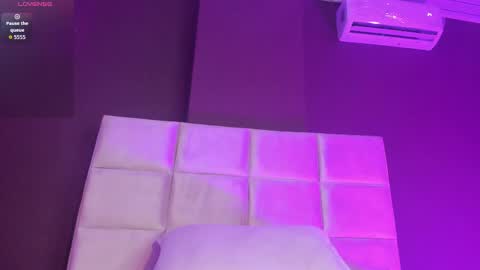 Snapshot of abby__2 chatting on November 2025 01:00:02 PM Abby online show from November 2025 01:00:02 PM