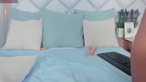 Snapshot of abby_ssmith chatting on February 2026 04:54:01 AM Abby online show from February 2026 04:54:01 AM