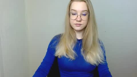 Snapshot of abbymoore__ chatting on April 2026 10:40:02 AM Abby Lovense is active online show from April 2026 10:40:02 AM