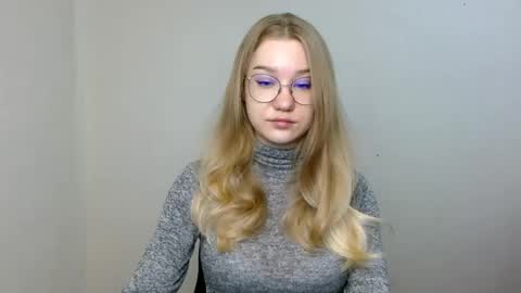 Snapshot of abbymoore__ chatting on April 2026 02:48:01 PM Abby Lovense is active online show from April 2026 02:48:01 PM