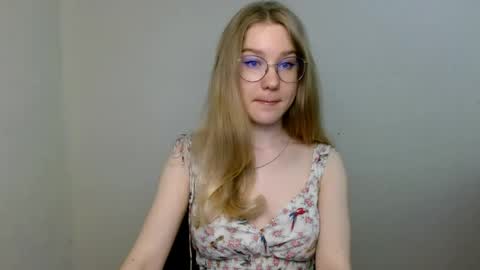 Snapshot of abbymoore__ chatting on June 2026 10:16:02 AM Abby Lovense is active online show from June 2026 10:16:02 AM