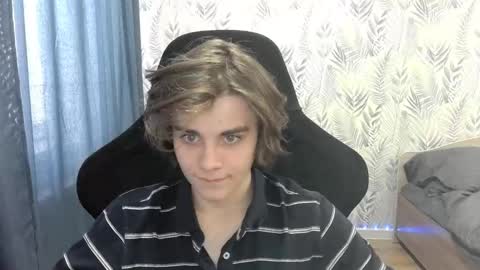 Snapshot of abbysal_blade chatting on January 2025 07:49:01 AM abbysal_blade online show from January 2025 07:49:01 AM