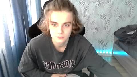 Snapshot of abbysal_blade chatting on January 2025 08:44:02 AM abbysal_blade online show from January 2025 08:44:02 AM